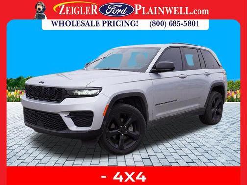 2023 Jeep Grand Cherokee Altitude