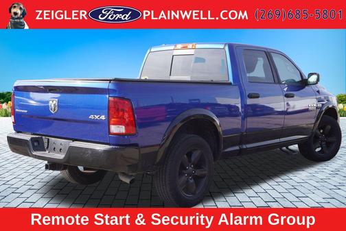 Blue Streak Pearlcoat 2016 RAM 1500 SLT