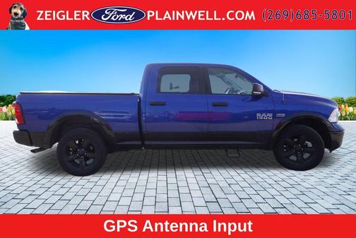 Blue Streak Pearlcoat 2016 RAM 1500 SLT
