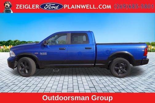 Blue Streak Pearlcoat 2016 RAM 1500 SLT