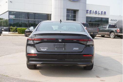 2023 Honda Accord Hybrid Base