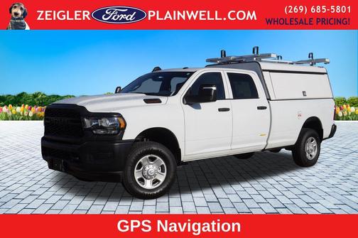 2023 RAM 3500 Tradesman Crew Cab 4x4 8' Box