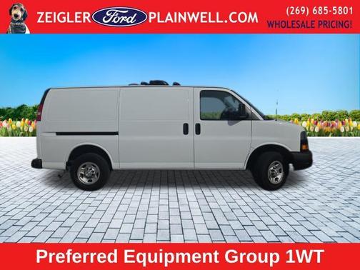 2021 Chevrolet Express 2500 RWD 2500 Regular Wheelbase WT