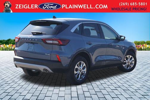 Vapor Blue Metallic 2023 Ford Escape Active