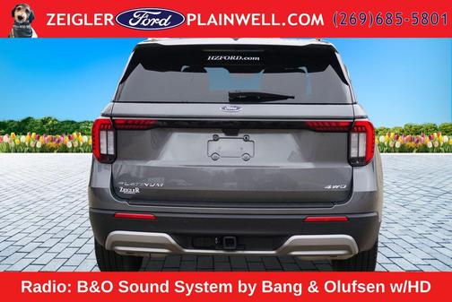 Gray Metallic 2025 Ford Explorer Platinum
