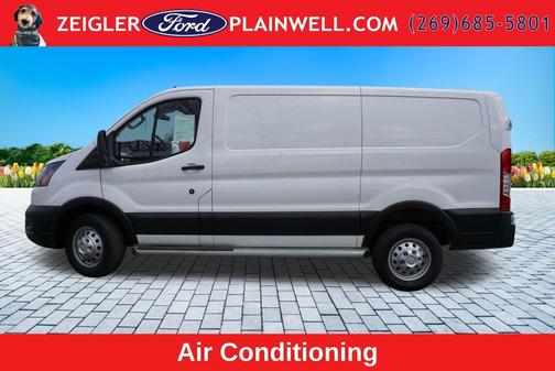 Oxford White 2024 Ford Transit-250 Base