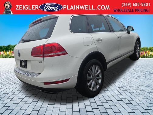 2011 Volkswagen Touareg VR6 Sport