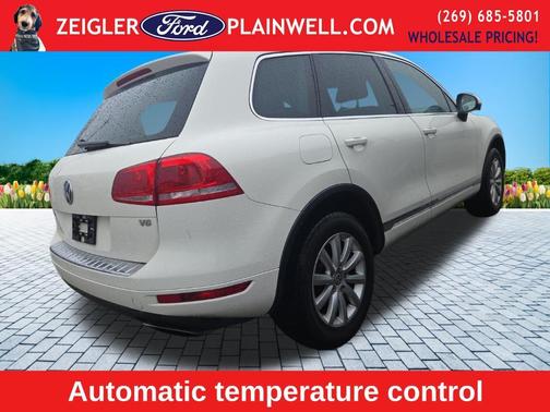 2011 Volkswagen Touareg VR6 Sport
