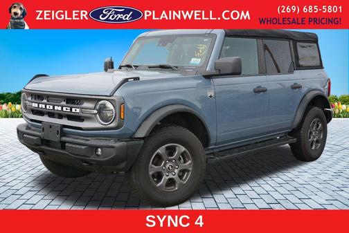 Gray 2023 Ford Bronco Big Bend