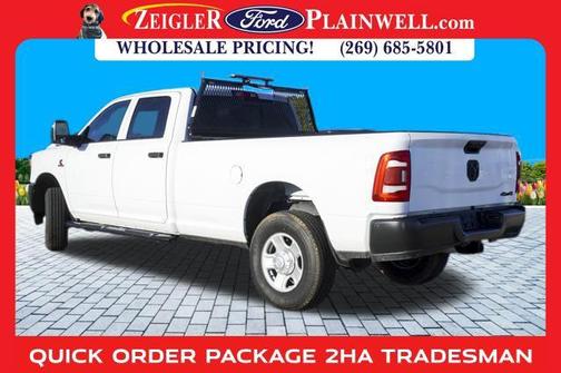 2024 RAM 3500 Tradesman Crew Cab 4x4 8' Box