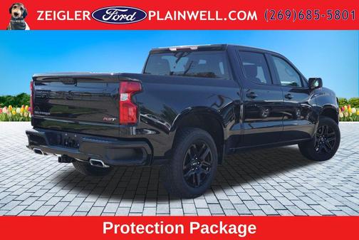 Black 2022 Chevrolet Silverado 1500 RST