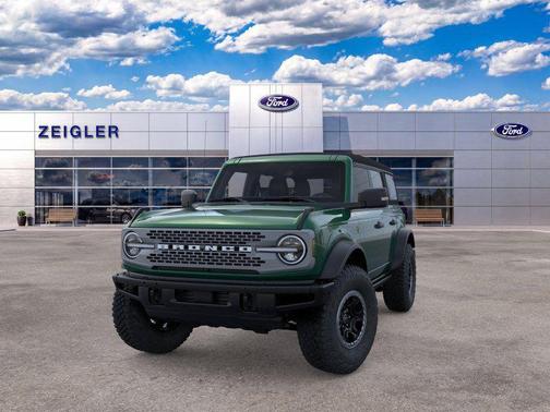 Eruption Green Metallic 2025 Ford Bronco Badlands