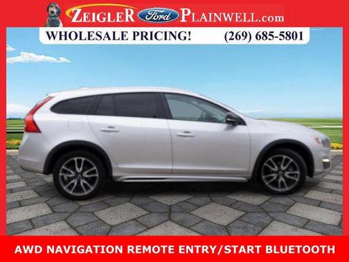2017 Volvo V60 Cross Country T5