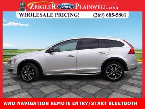2017 Volvo V60 Cross Country T5
