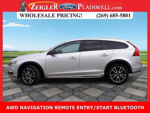 2017 Volvo V60 Cross Country T5