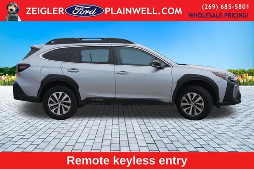 Ice Silver Metallic 2023 Subaru Outback Premium