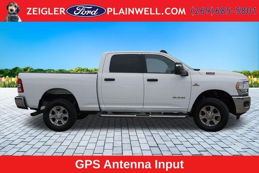 Bright White Clearcoat 2024 RAM 2500 Big Horn Crew Cab 4x4 6'4' Box