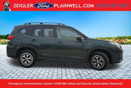 Cascade Green Silica 2024 Subaru Forester Premium