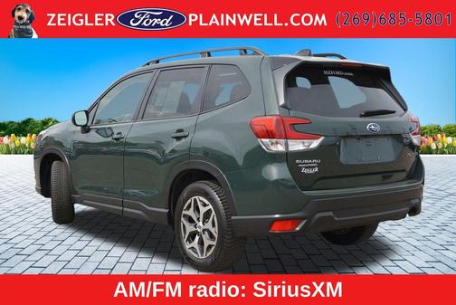 Cascade Green Silica 2024 Subaru Forester Premium