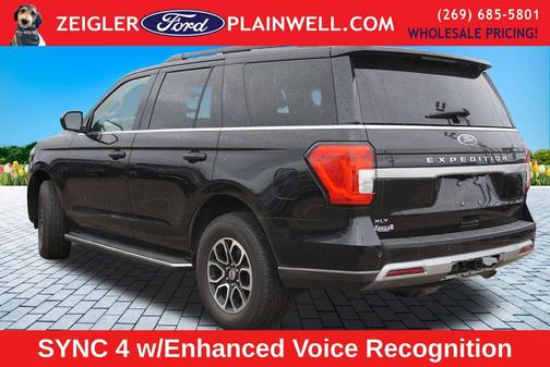 Black Metallic 2022 Ford Expedition XLT