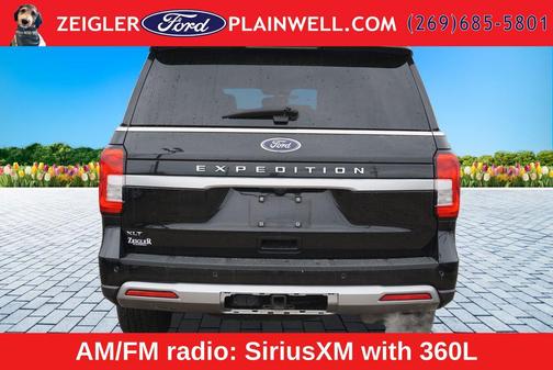 Black Metallic 2022 Ford Expedition XLT