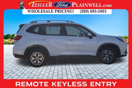 2024 Subaru Forester Premium