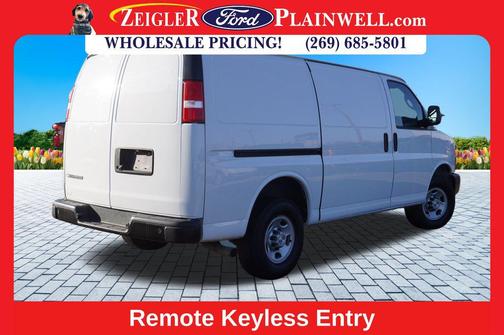 2021 Chevrolet Express 2500 RWD 2500 Regular Wheelbase WT
