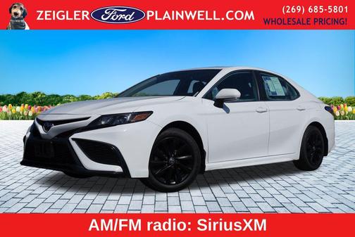 White 2024 Toyota Camry LE