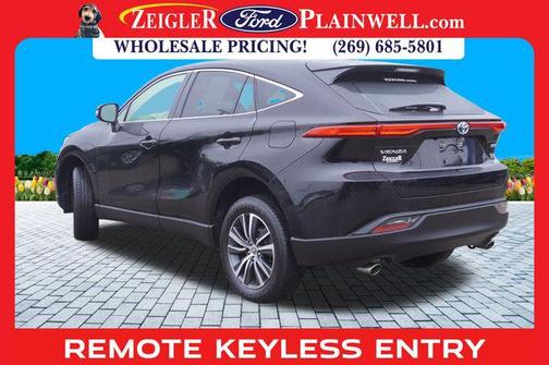 2022 Toyota Venza LE