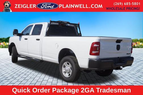 2024 RAM 3500 Tradesman Crew Cab 4x4 8' Box