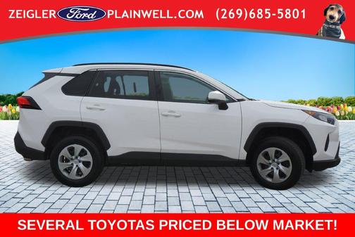 Super White 2021 Toyota RAV4 LE
