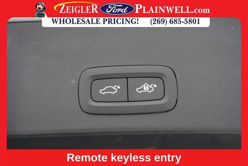 2024 Volvo XC40 B5 Core