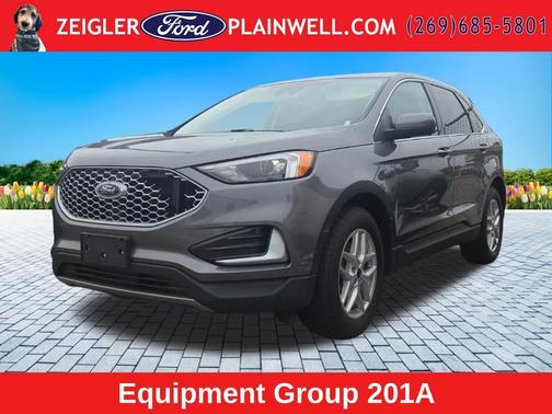 Gray Metallic 2023 Ford Edge SEL