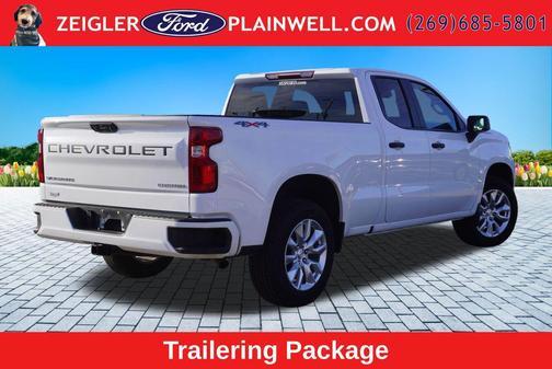 Summit White 2023 Chevrolet Silverado 1500 Custom