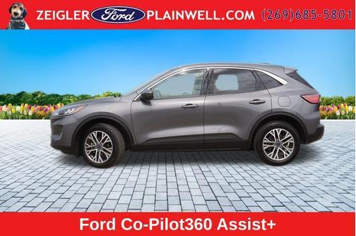 Gray Metallic 2022 Ford Escape SEL