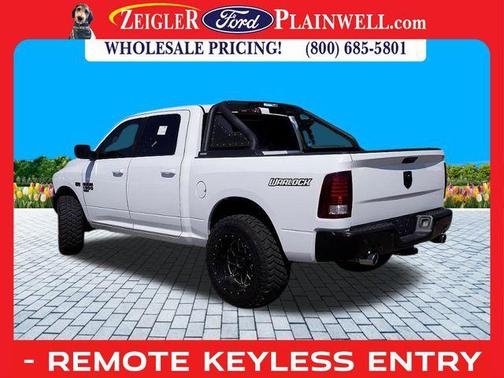 2019 RAM 1500 SLT