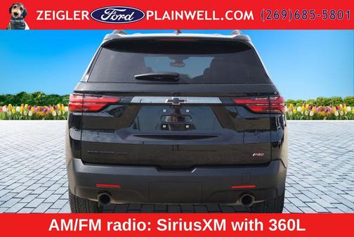 Mosaic Black Metallic 2023 Chevrolet Traverse RS