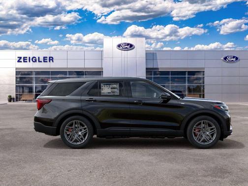 Agate Black Metallic 2027 Ford Explorer ST-Line