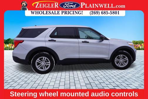 2022 Ford Explorer Base