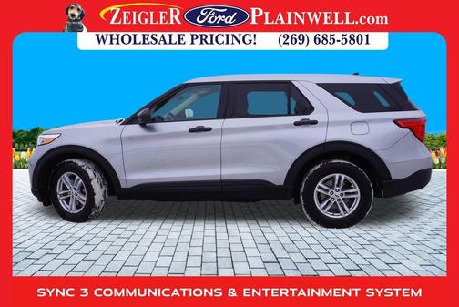 2022 Ford Explorer Base