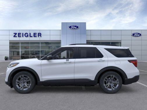Space White Metallic 2026 Ford Explorer Active