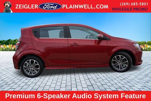 Cajun Red Tintcoat 2020 Chevrolet Sonic FWD Hatchback LT 5-Door