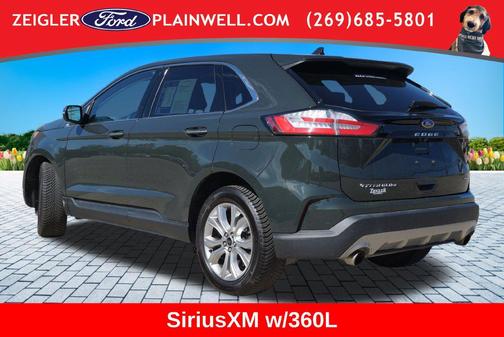 Green Metallic 2023 Ford Edge Titanium