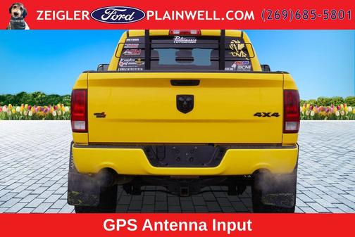 Stinger Yellow Clearcoat 2019 RAM 1500 Express