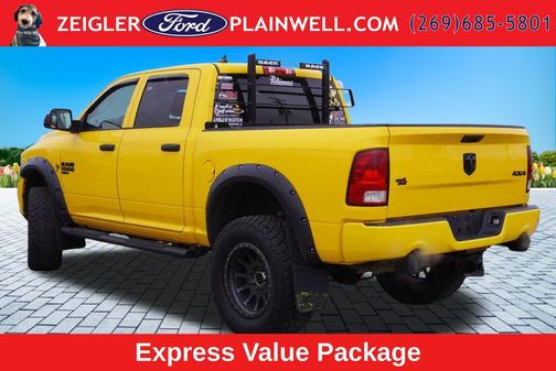 Stinger Yellow Clearcoat 2019 RAM 1500 Express