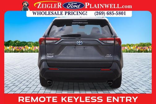 2022 Toyota RAV4 Hybrid XLE