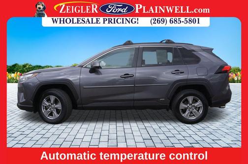 2022 Toyota RAV4 Hybrid XLE