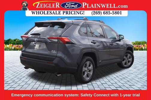 2022 Toyota RAV4 Hybrid XLE