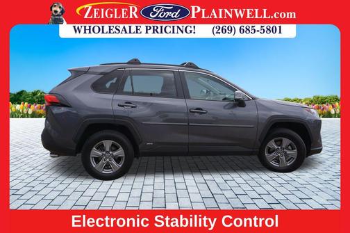 2022 Toyota RAV4 Hybrid XLE