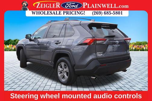 2022 Toyota RAV4 Hybrid XLE